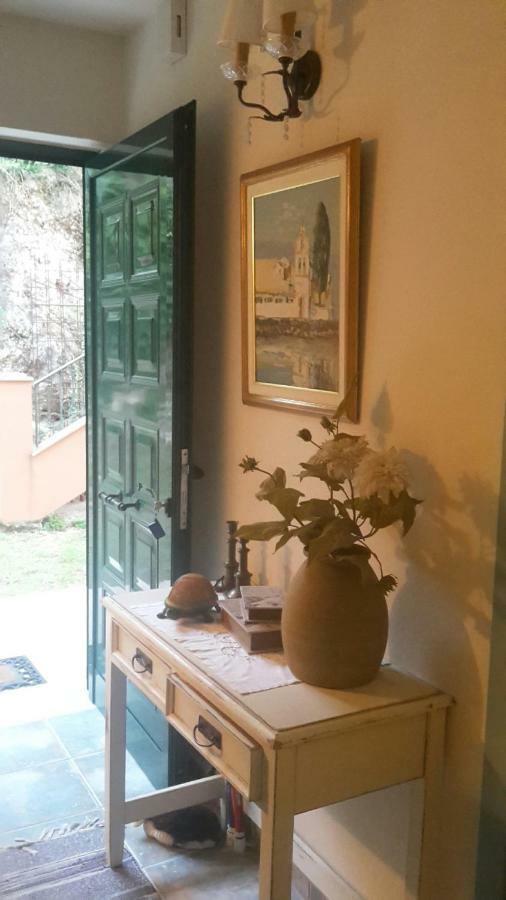 Bella Vista Apartment Kato Korakiana Bagian luar foto